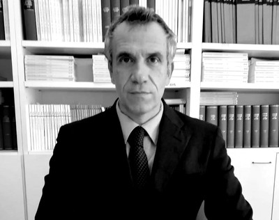 Massimiliano Valcada - Avvocato,  specializzato in diritto comunitario e internazionale